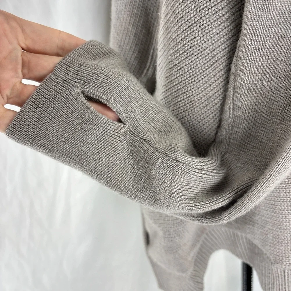 Lululemon Wrap It Up‎ Sweater Gray 100% Merino Wool Athleisure Cozycore